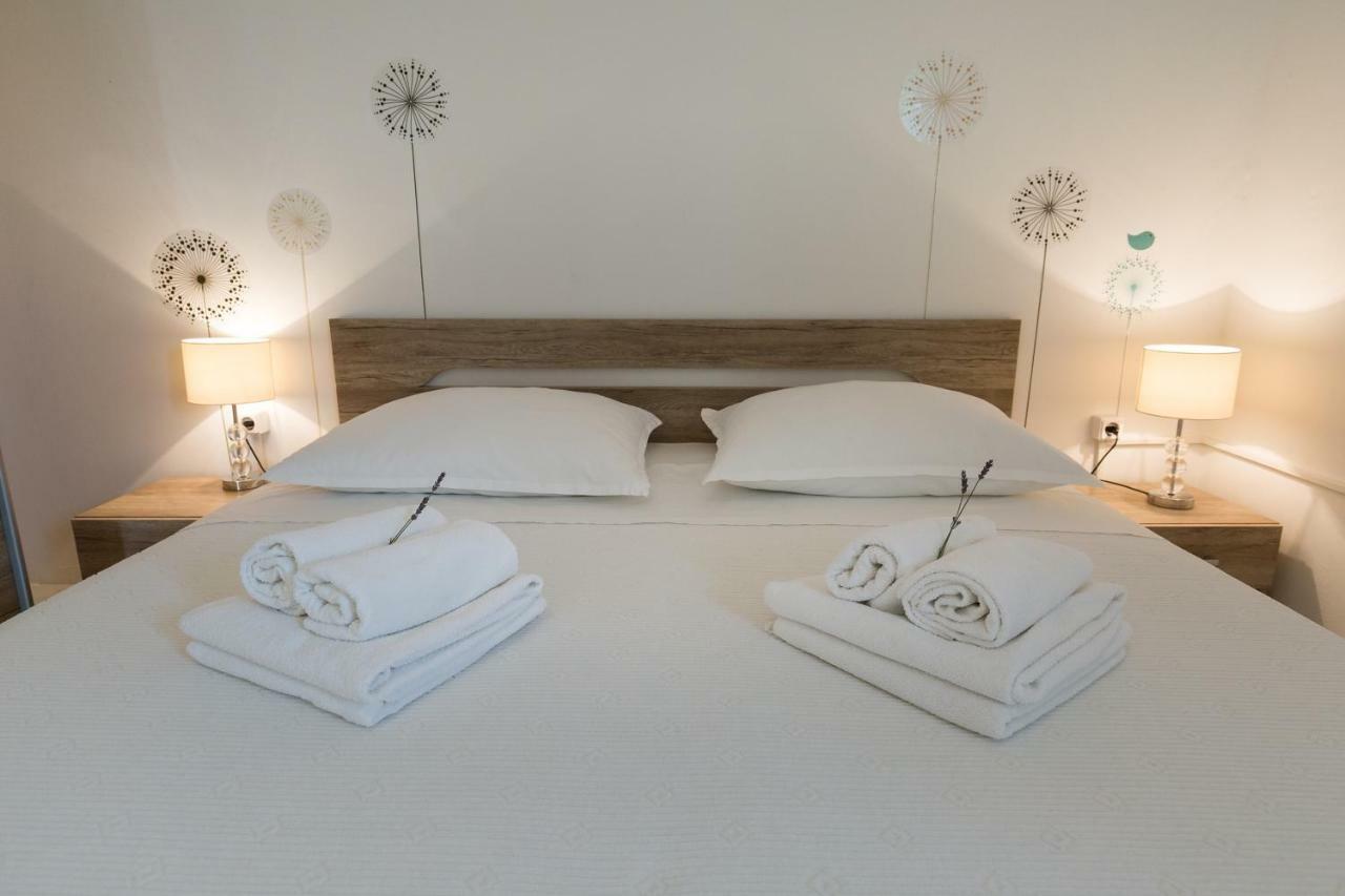 Cozy Apartment Josipa Privlaka  Bagian luar foto